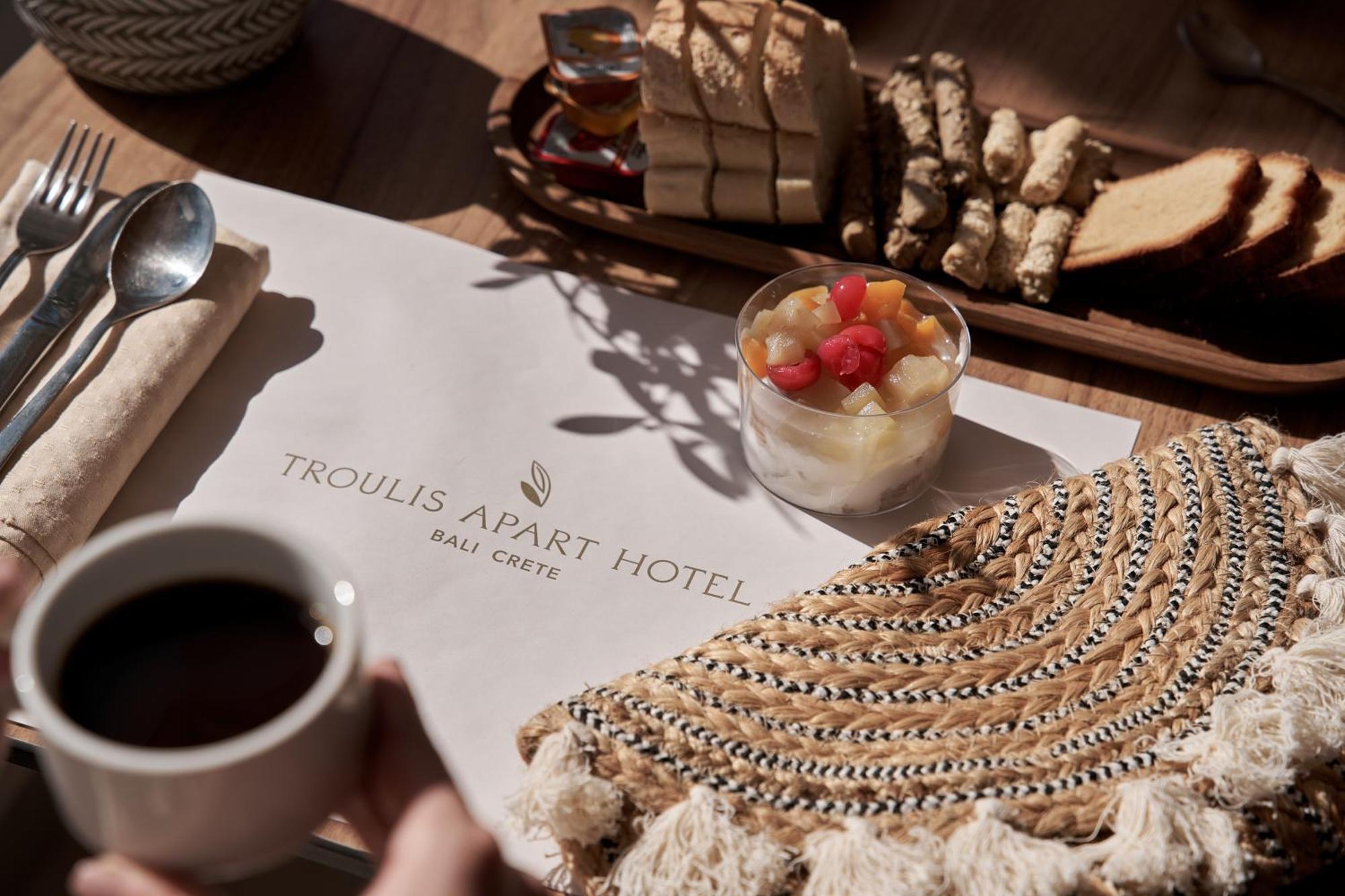 Troulis Apart-Hotel Bali  ภายนอก รูปภาพ