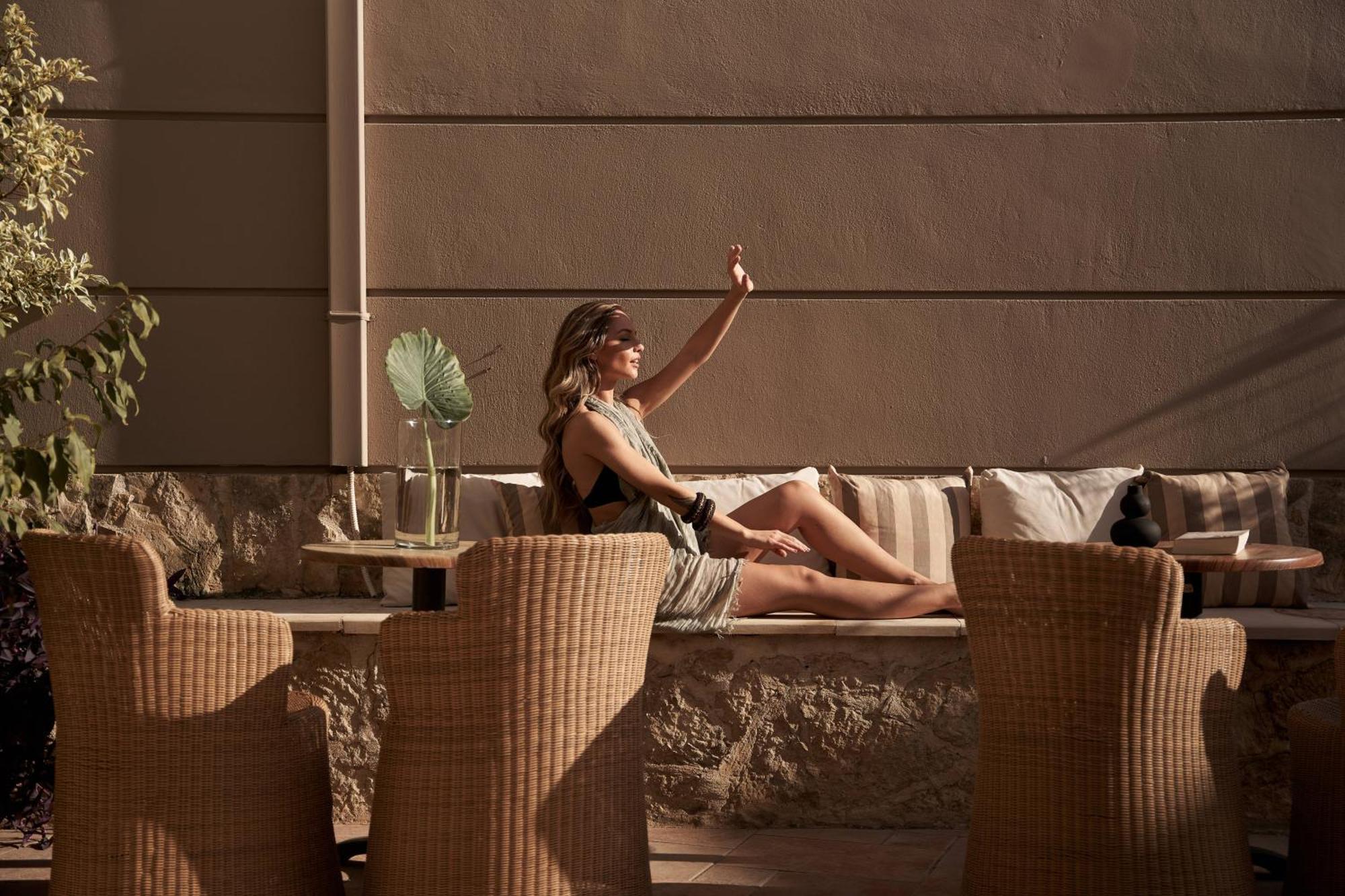 Troulis Apart-Hotel Bali  ภายนอก รูปภาพ